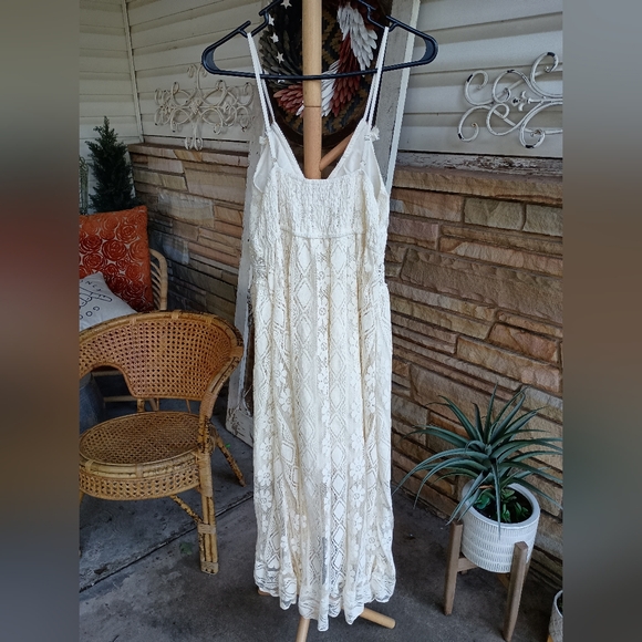 Astrid Sleeveless V-Neck Tassel Elegant Cream Lace Midi Dress_Small - Picture 8 of 9